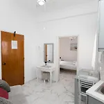 شقة Kallithea